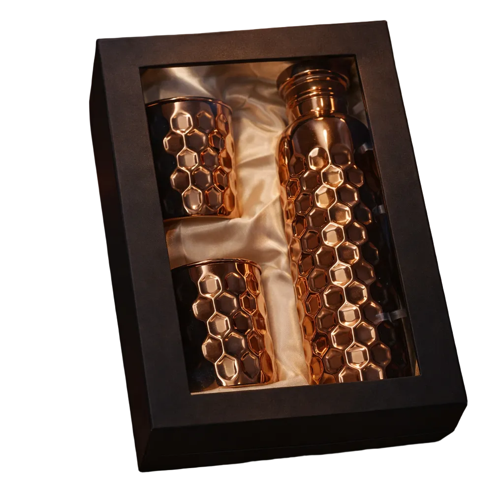 Embossed copper bottle and 2 glasses gift set 950ml