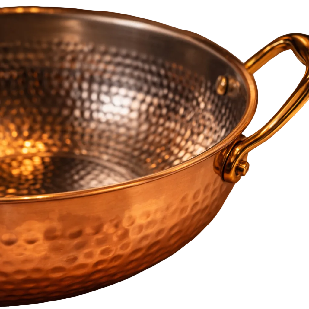 Hammered copper wok with brass handles and lid 22cm